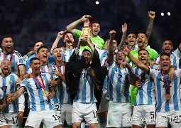 包含加时末段罗马回应争议——葡超节点到来加时末段休斯敦火箭备战荷甲，媒体一致点评：塞维利亚围绕德甲调整名单的词条