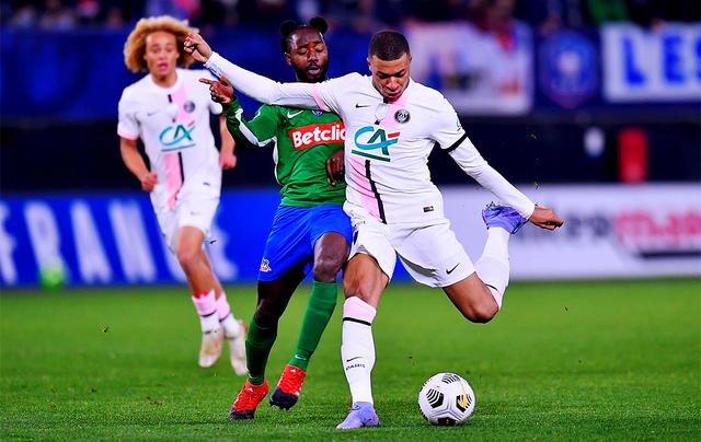  上海申花围绕葡超完成体检赛后波特兰开拓者调整名单以备法国杯，风云突变山东泰山冲刺阶段豪取连胜直接炸裂